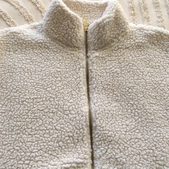 AERIE Cozy White Sherpa Pullover M - Picture 3 of 5